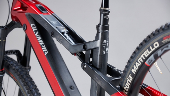 El sistema de suspensión trasero ofrece 160 mm.