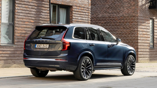 VOLVO XC90 PHEV 6 VOLVO XC90 PHEV 6
