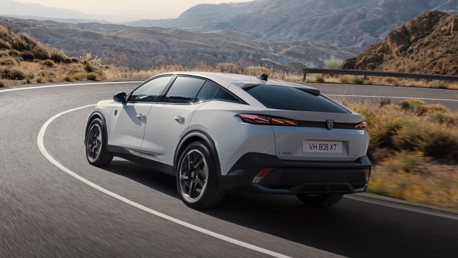 Peugeot E 408 Trasera