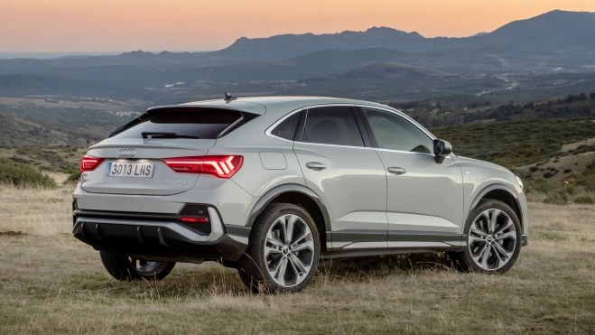 AUDI Q3 3 AUDI Q3 3