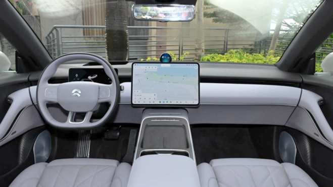 NIO ET5 2