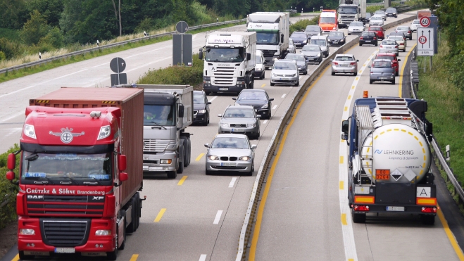 carreteras recarga coches electricos smartphone (4) carreteras recarga coches electricos smartphone (4)
