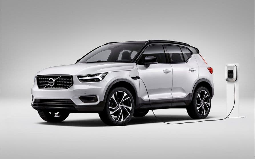  Volvo XC40 Twin Engine: el pequeño de Volvo estrena motores híbridos enchufables 