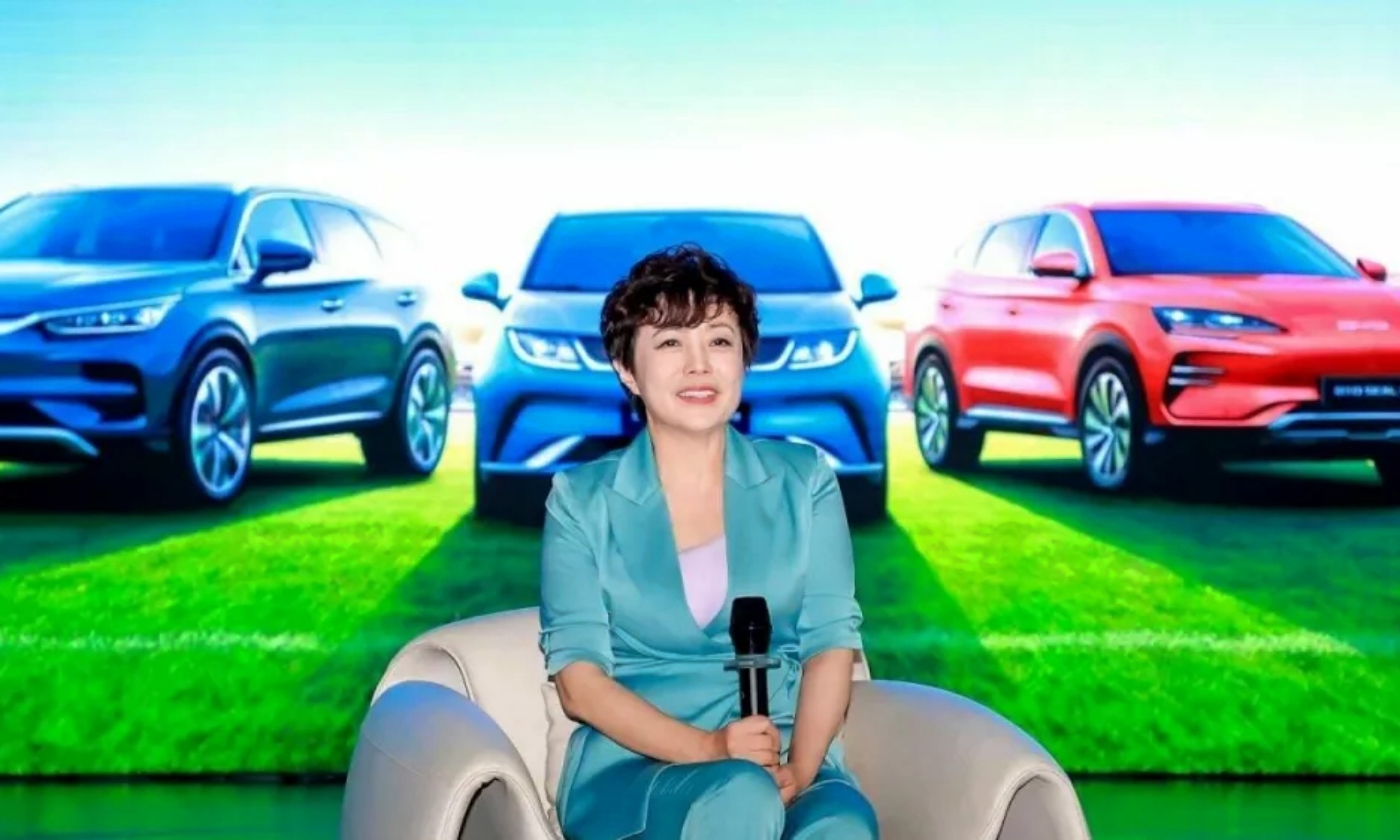 Stella Li es la gran responsable de BYD en el mercado Europeo.