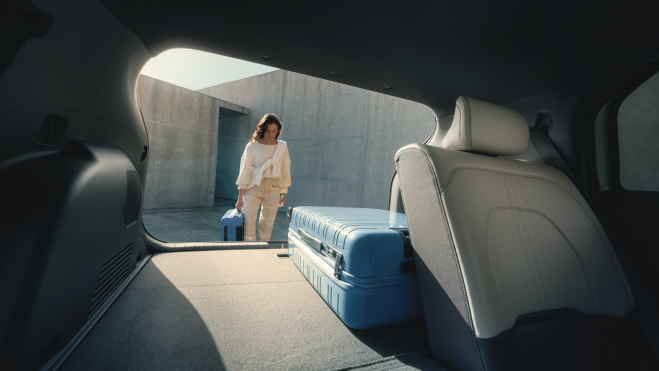 EV3 GTL MY25 Image Beauty Interior TruckSpace with Talent ISO EV3 GTL MY25 Image Beauty Interior TruckSpace with Talent ISO