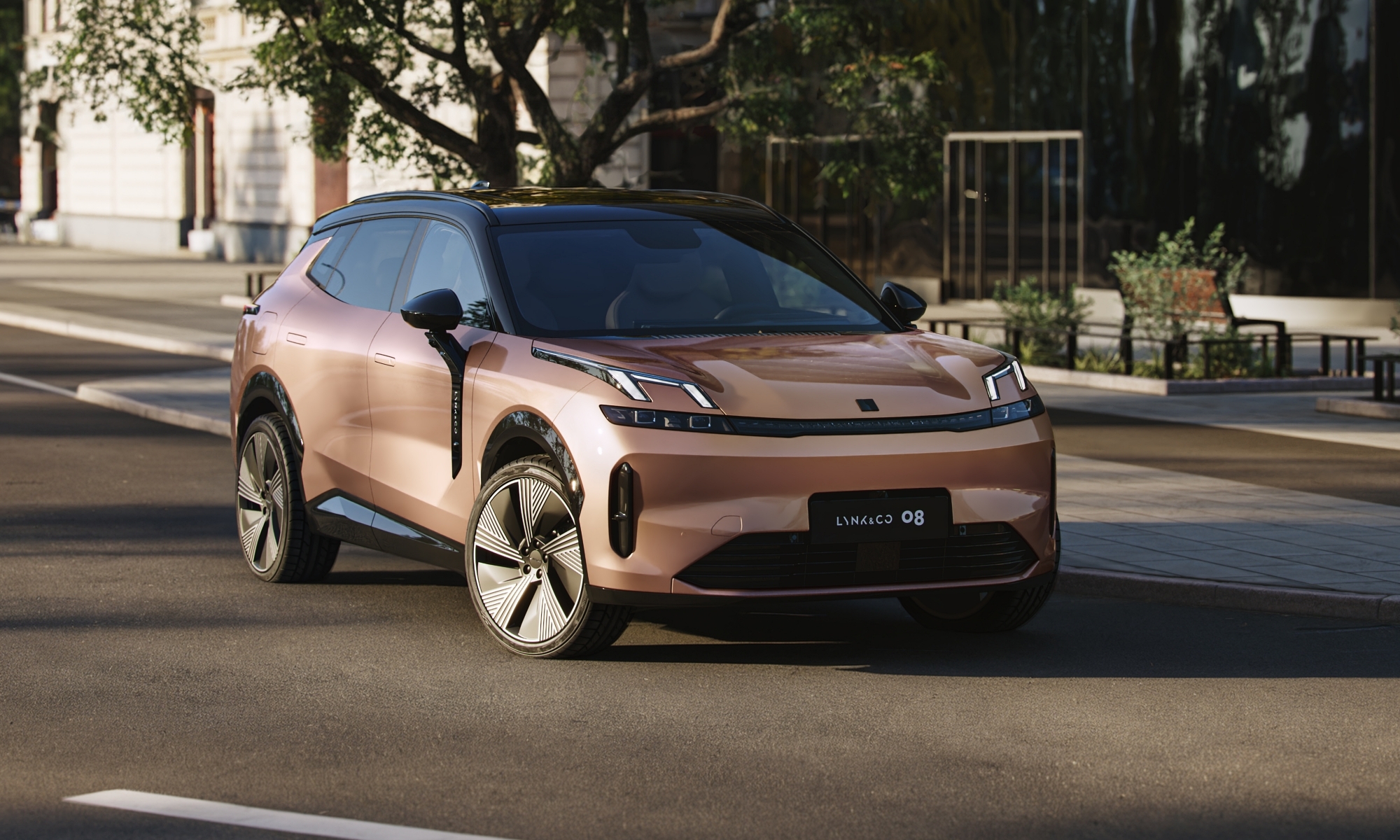El Lynk Co 08 es el modelo más grande y más moderno de la casa asiática.