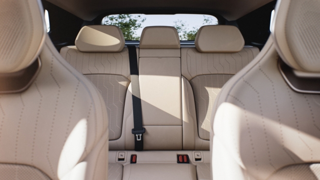 Lynk Co 08 Plazas Traseras