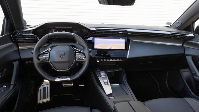 Peugeot 408 Plug In Hybrid Interior