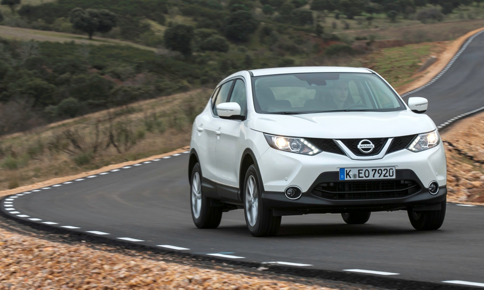 nissan carril izquierdo 2