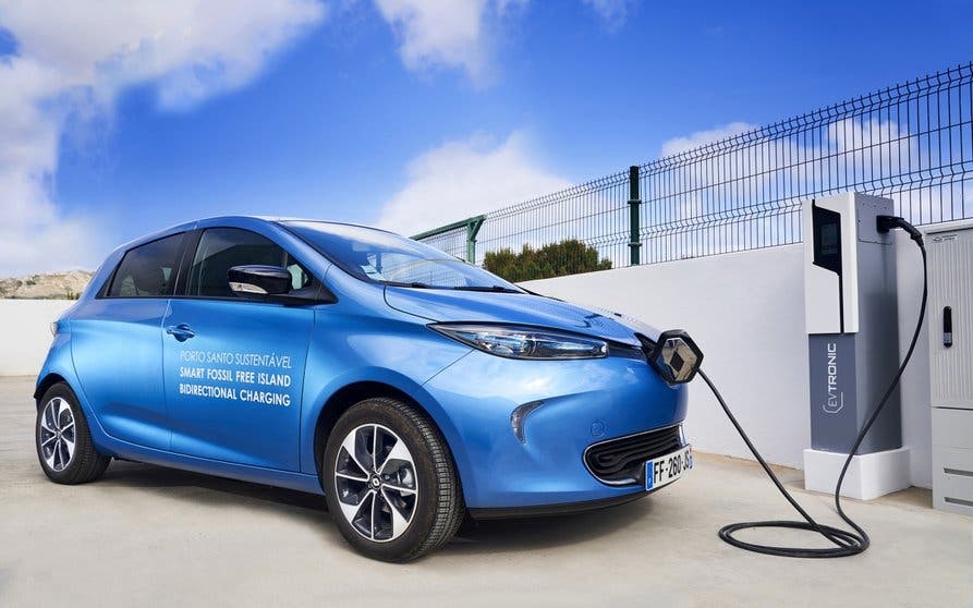  Comprar un coche eléctrico usado será una ganga en Francia: por 2.000 euros 