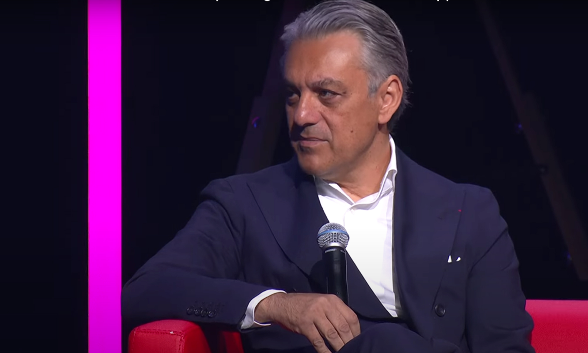 luca de meo ceo renault coche hibrido electrico
