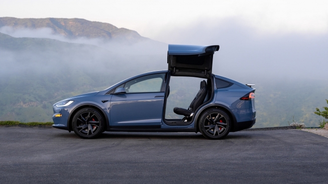 Tesla Model X 2025 Lateral Tesla Model X 2025 Lateral