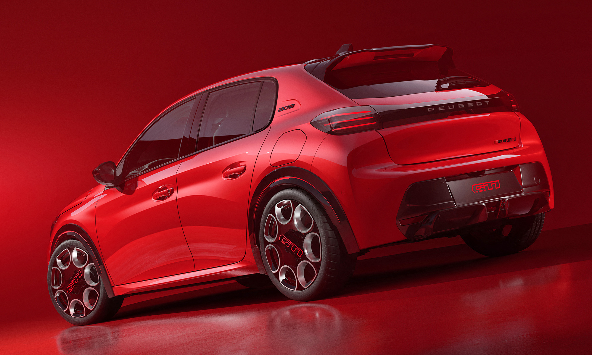 El Peugeot e-208 GTI ya es una realidad, después de muchos años de rumores.