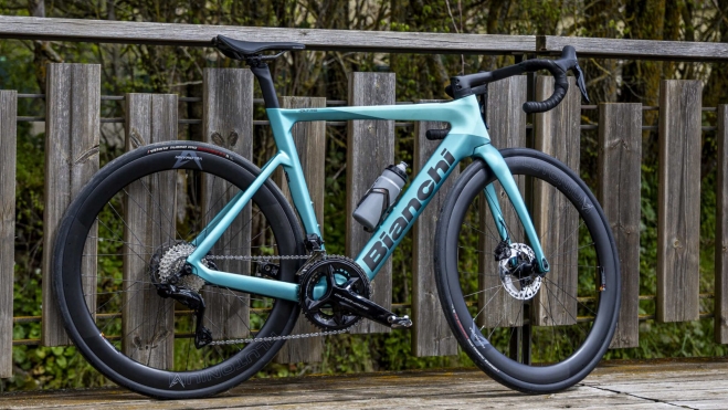 bianchi e oltre 1 bianchi e oltre 1