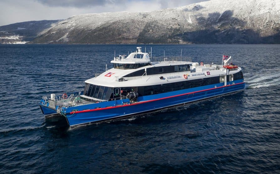  Rygerelektra, el ferry eléctrico más rápido del mundo 