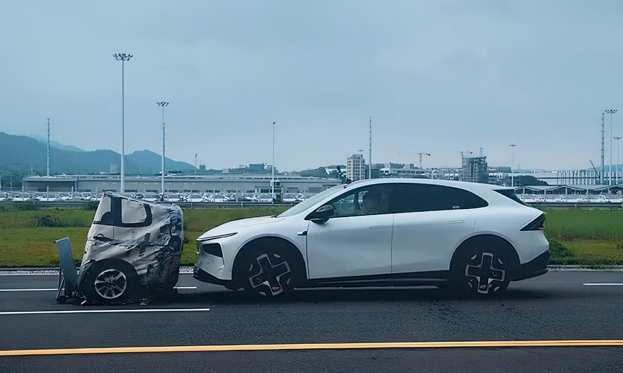 El G7 demuestra que su asistente de conducción es efectivo incluso a 130 km/h.