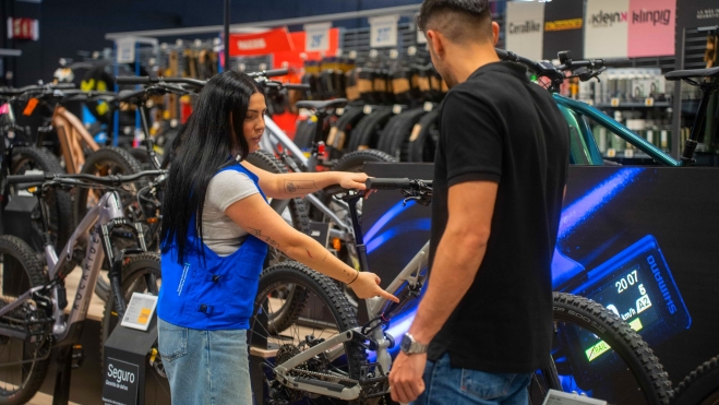 Foto Decathlon Pro Shop II Foto Decathlon Pro Shop II