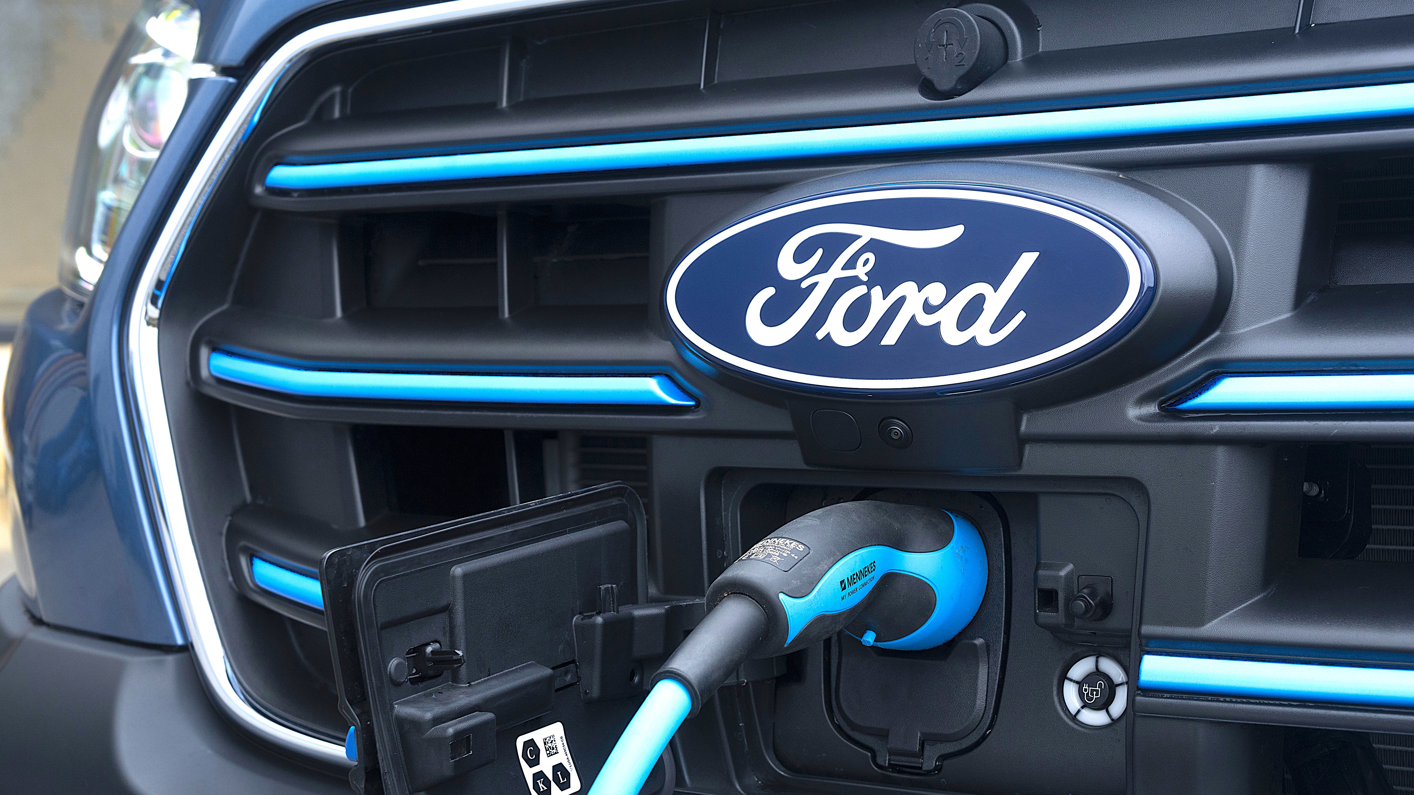 Ford acordó con el Gobierno de EE.UU. la entrega de 9.250 vehículos eléctricos que, ahora, Donald Trump quiere vender por menos de un euro.
