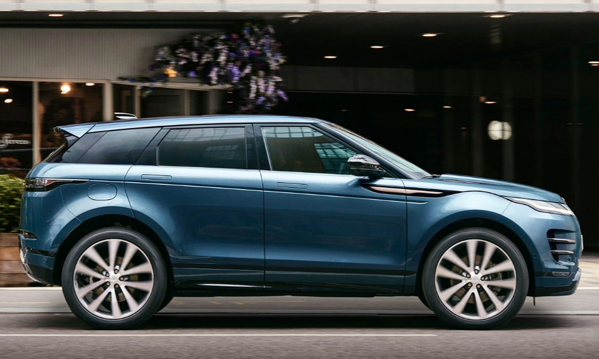 range rover evoque hibrido enchufable 2