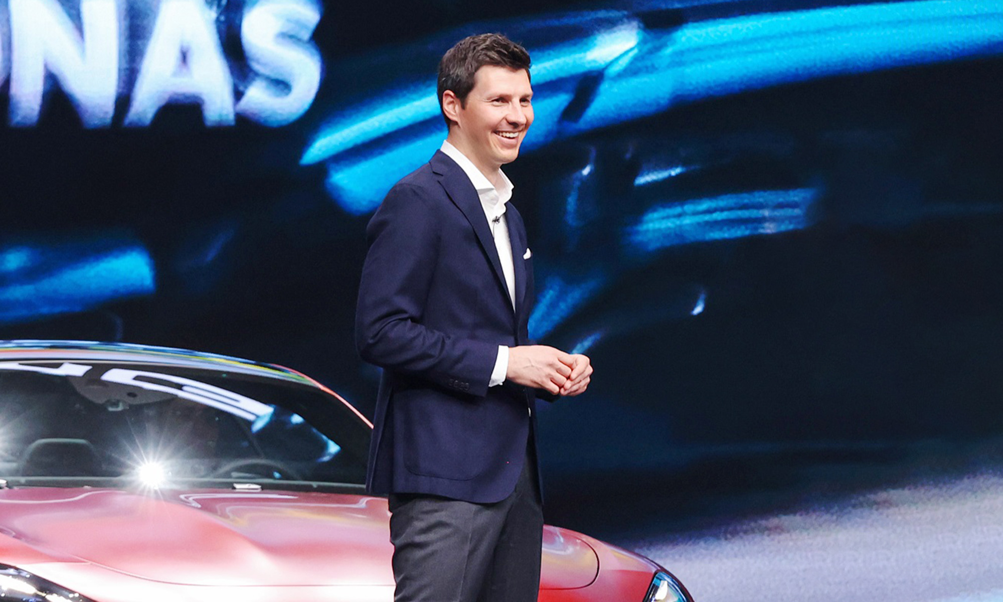 Michael Schiebe, CEO de AMG, no cierra la puerta a un regreso incluso de los motores V12.