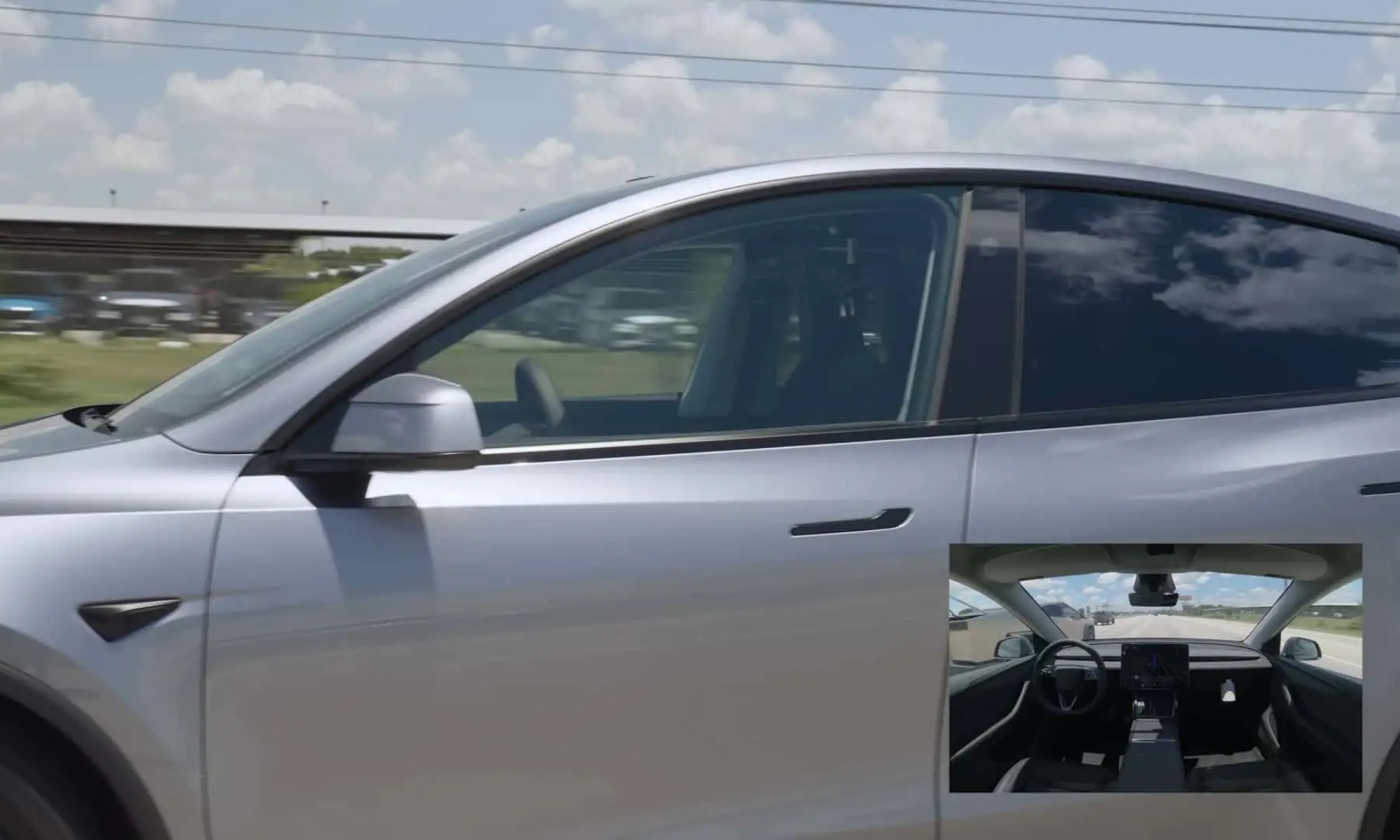 Supuestamente este Model Y ha sabido llegar a casa de su nuevo dueño sin que nadie lo coduzca.