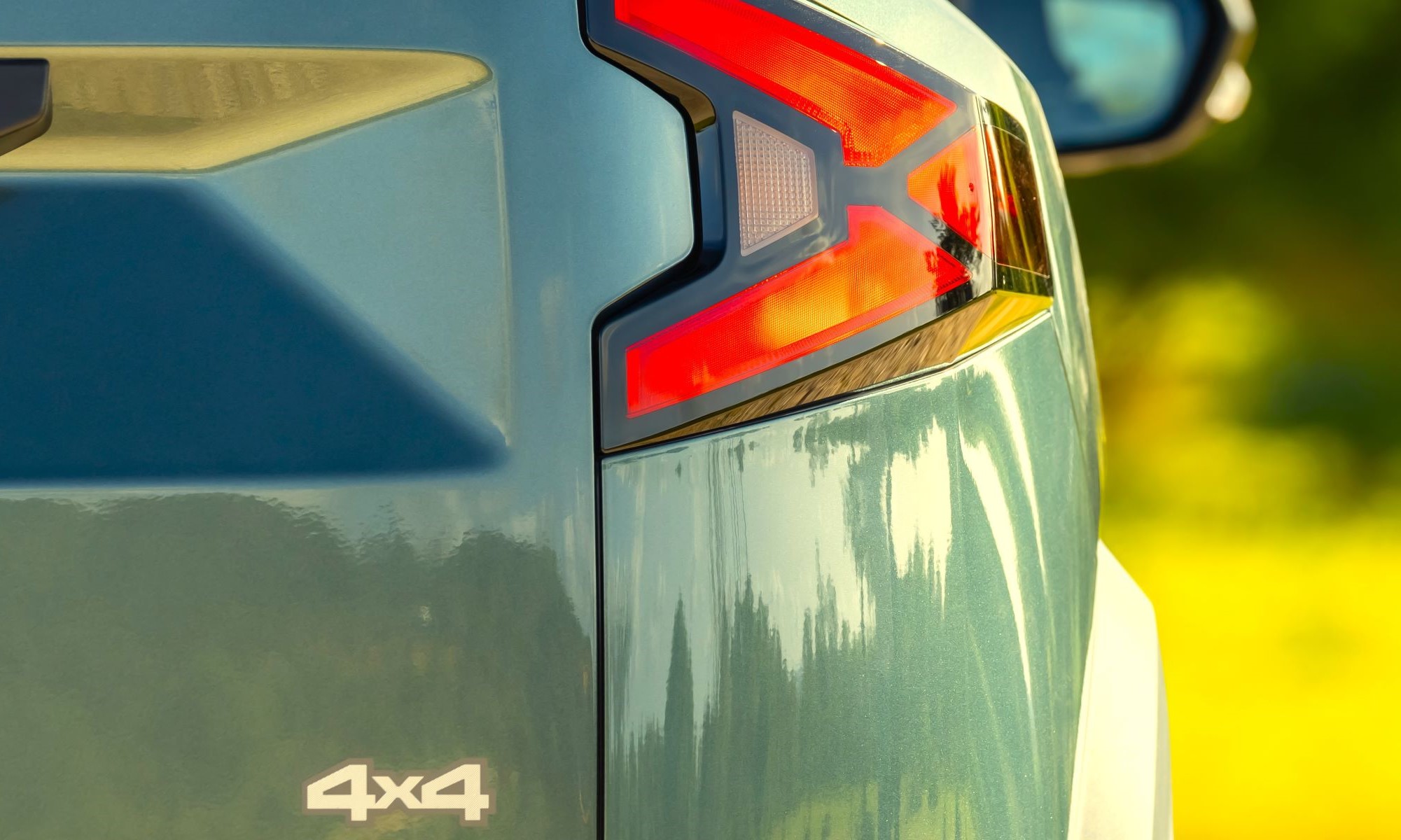 Dacia pondrá en el mercado uno de los SUV más baratos, pero en versión eléctrica y con tracción 4x4.