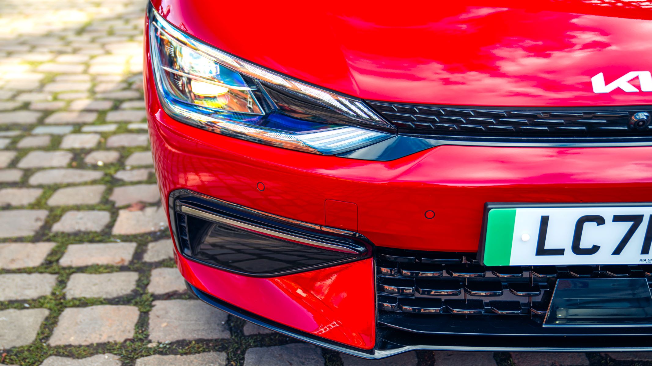 Los KIA EV6 a la venta en España cuentan con 11.779 € de descuento si se financia su compra, ayudas del Plan MOVES III y por CAE aparte.