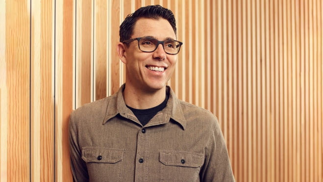 RJ Scaringe, CEO de Rivian, apunta directamente a las marcas tradicionales.