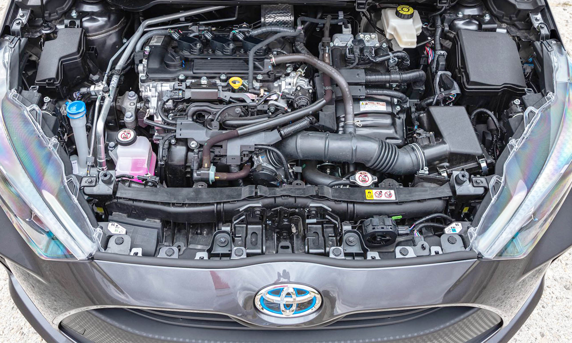 toyota aygo x cross hibrido motor yaris 1