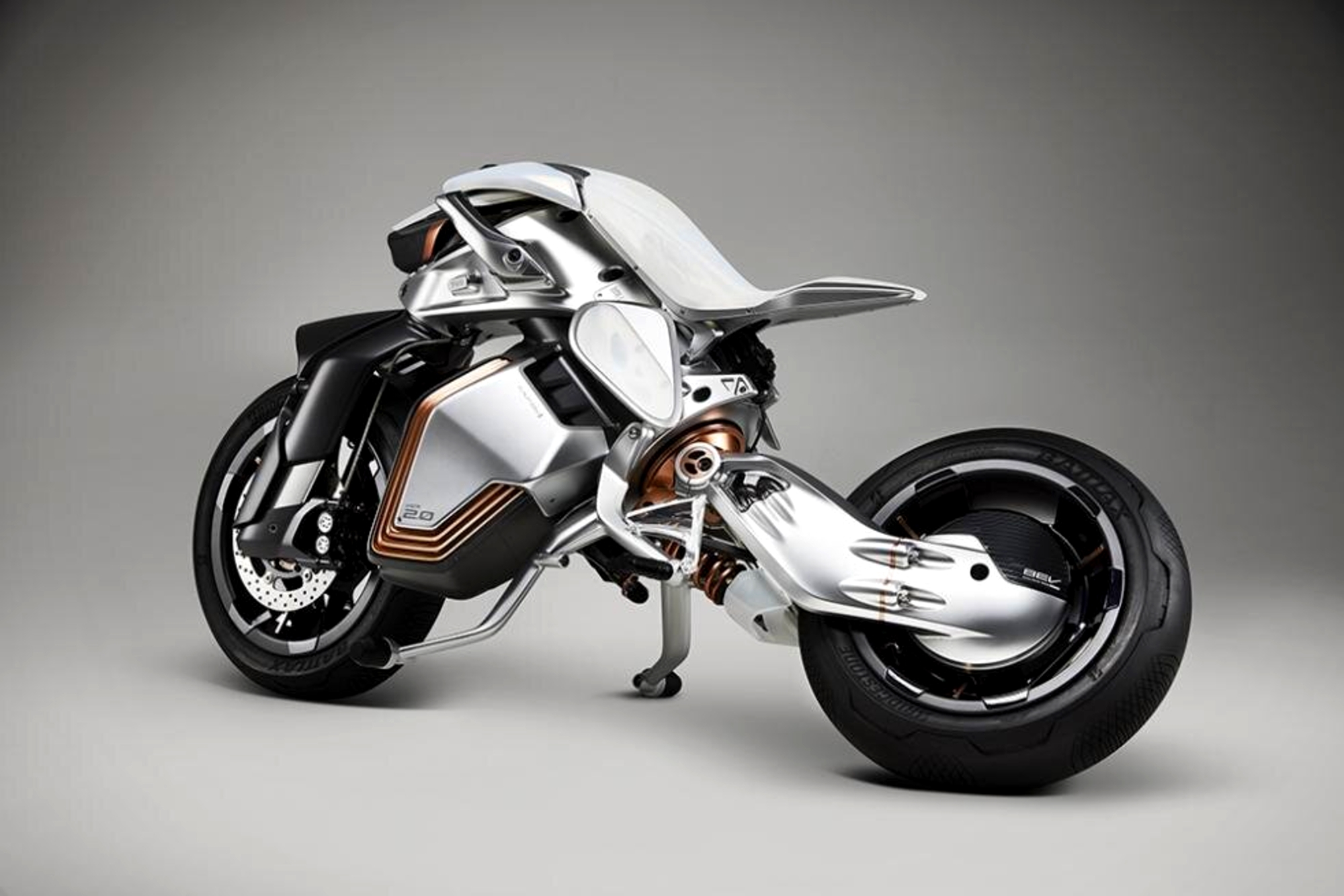 Esta moto ha recibido el premio Design Concept del Red Dot Award 2025.