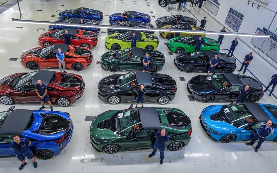  Ahora sí, llegó el final: estos son los últimos BMW i8 que han sido fabricados 