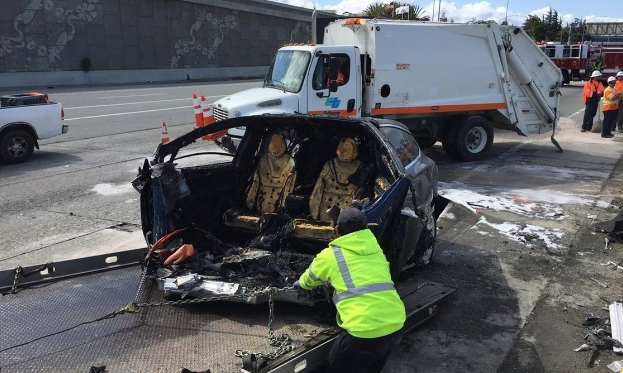 tesla accidente jurado tecnologia conduccion autonoma autopilot 1