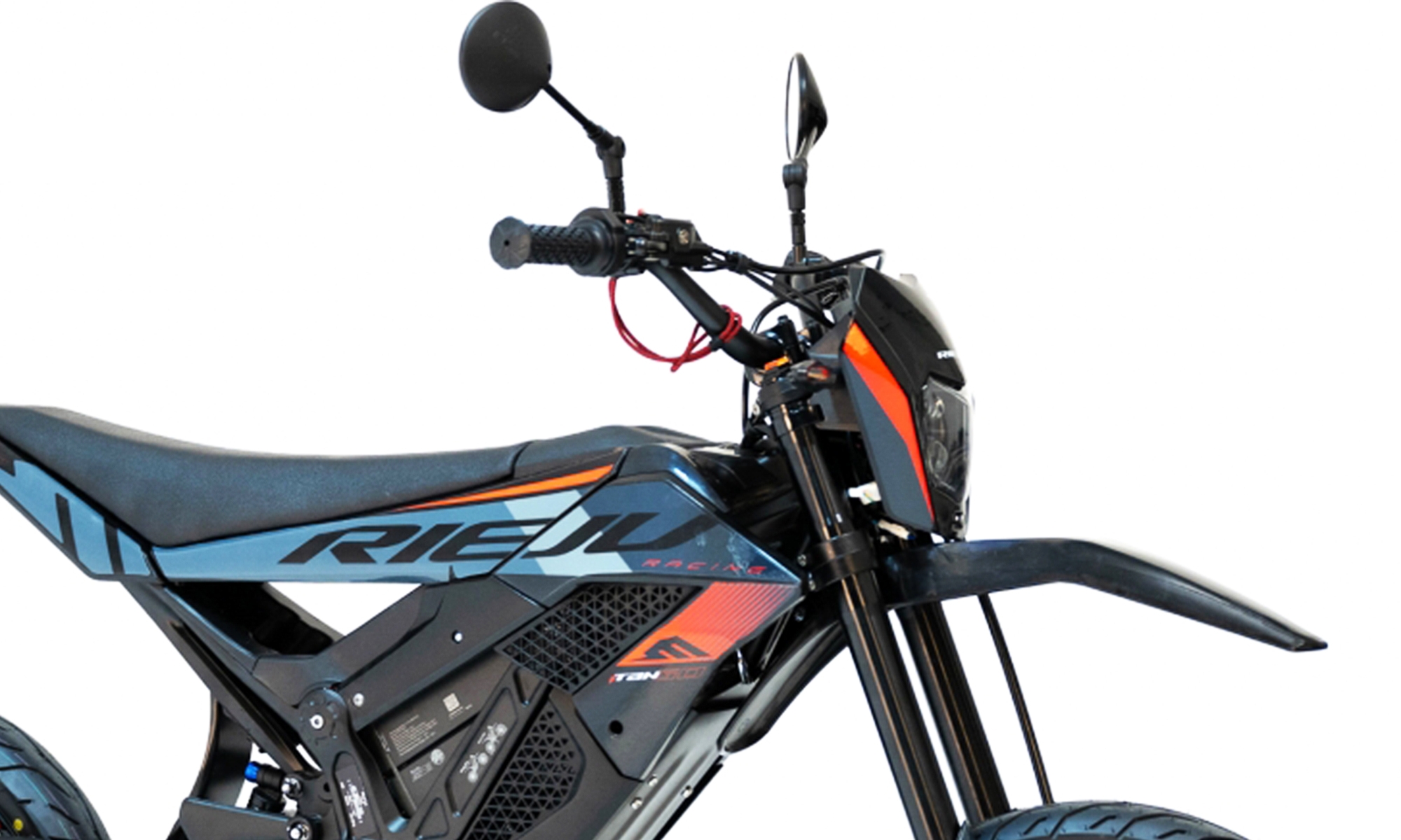 rieju e tango 1