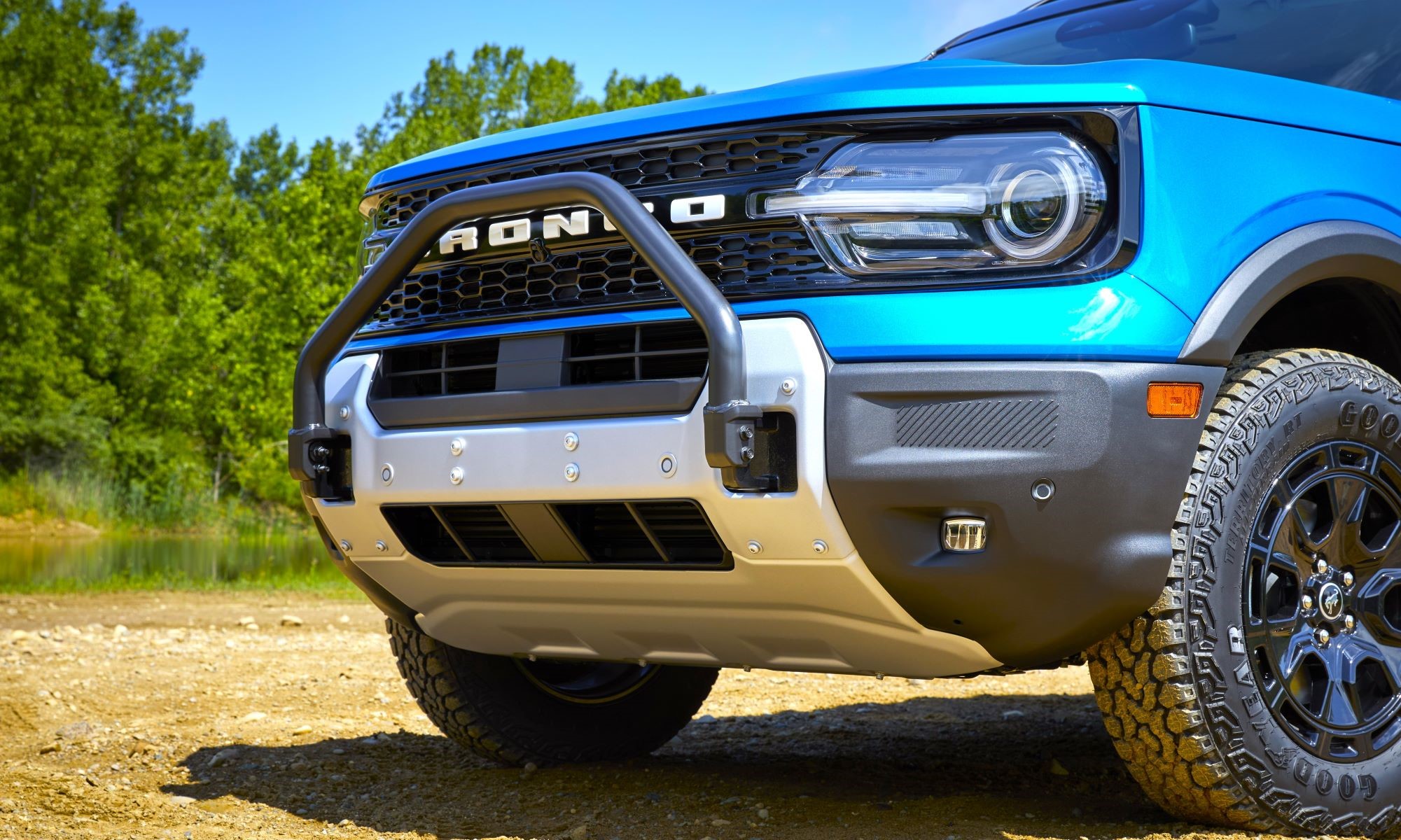 El Ford Bronco, el 4x4 más popular de Ford, se venderá en China como un coche eléctrico...y con una batería de BYD.