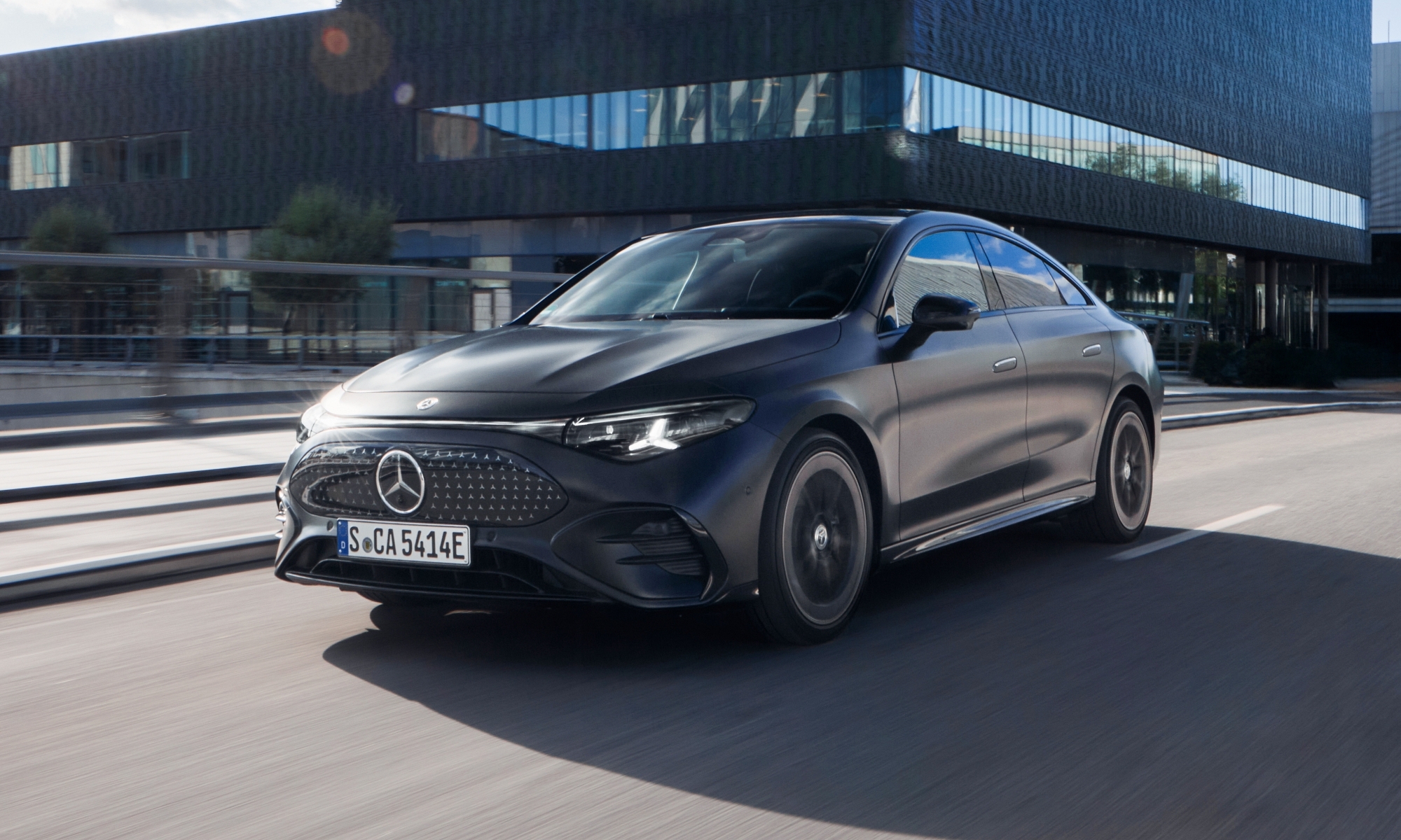 El CLA conserva su esencia, pero renueva todo su aspecto y tecnología.