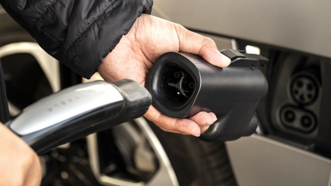 23.500 puntos de carga mejor coche eléctrico del mundo se rinde ante Tesla (3)