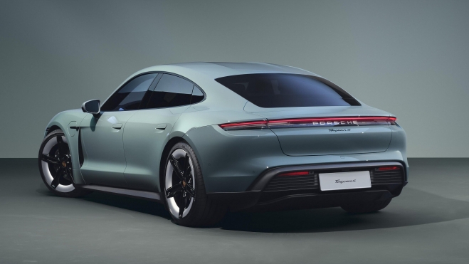 Porsche Taycan 4 (1) Porsche Taycan 4 (1)