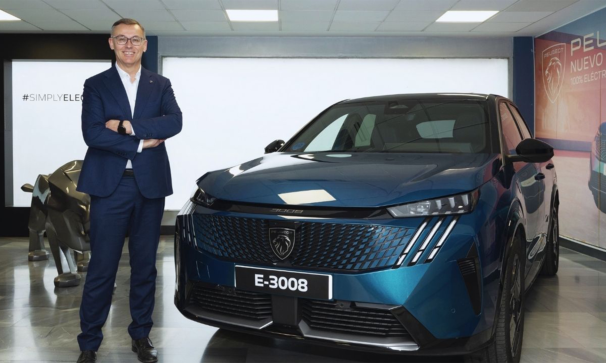 alain favey ceo peugeot estrategia electrificacion