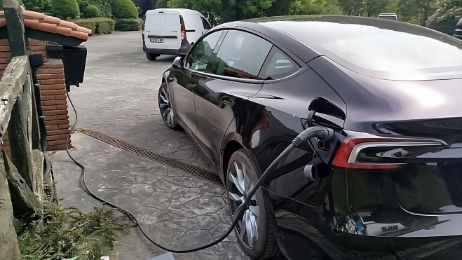 Tesla carga casa rural Tesla carga casa rural