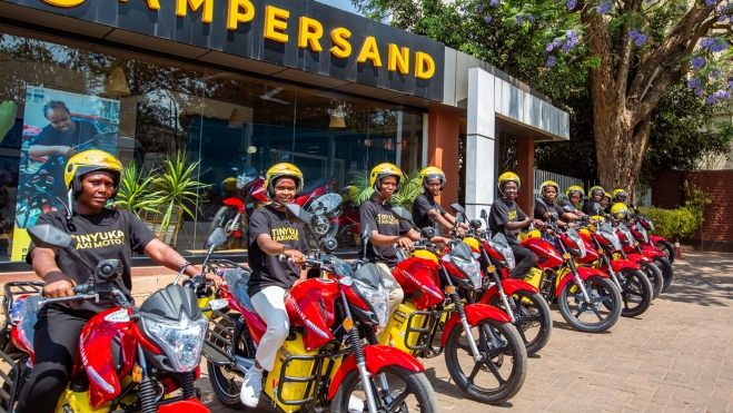 byd ampersando baterias motos electricas africa 1 byd ampersando baterias motos electricas africa 1