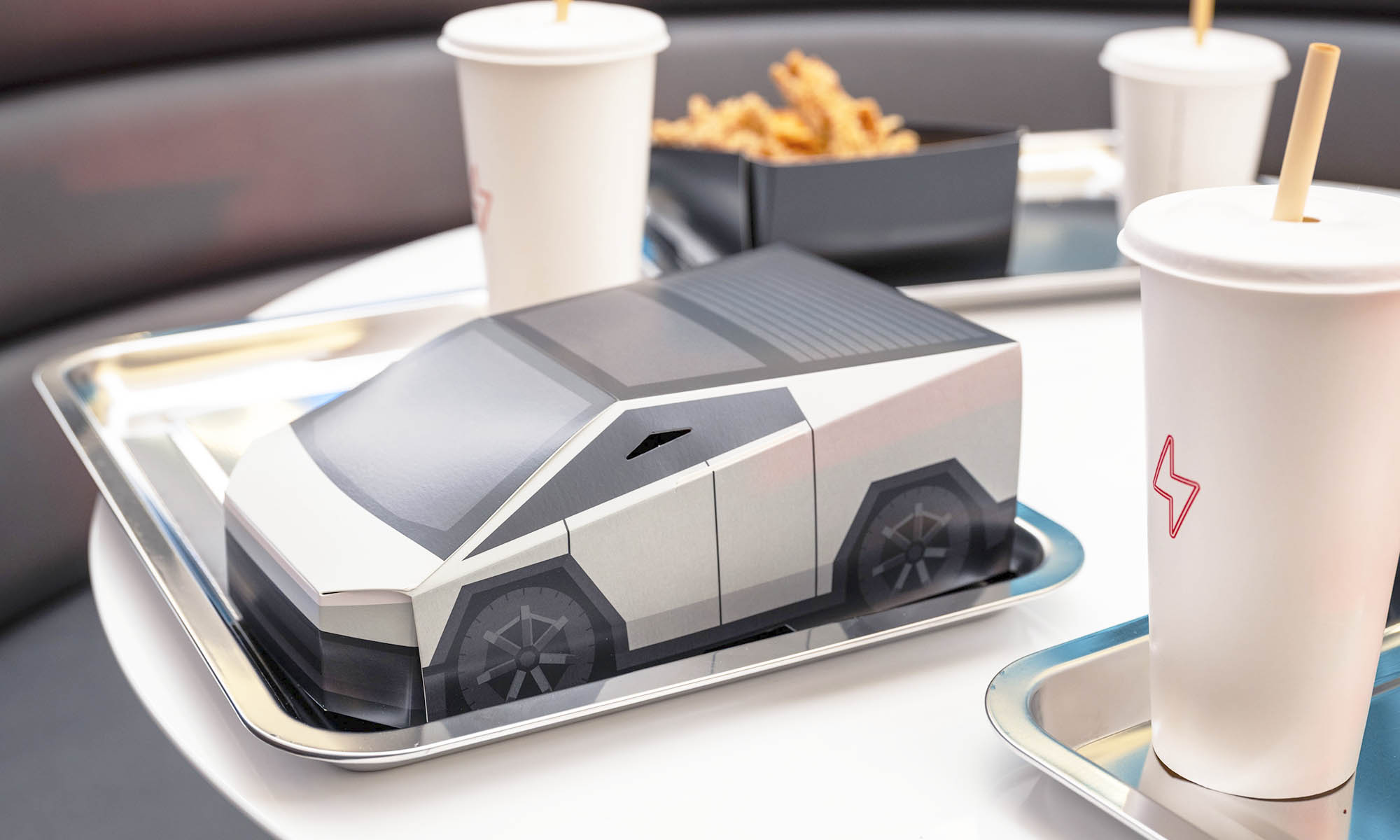 restaurante tesla elon musk 1