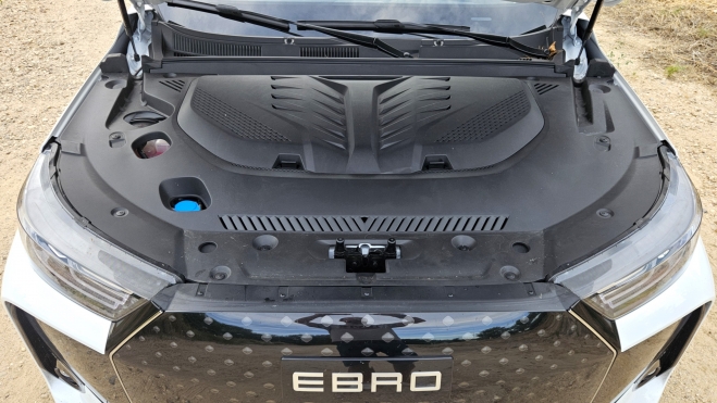 EBRO s700 PHEV Más de 1.200 km de autonomía para este SUV híbrido hecho en España (13)