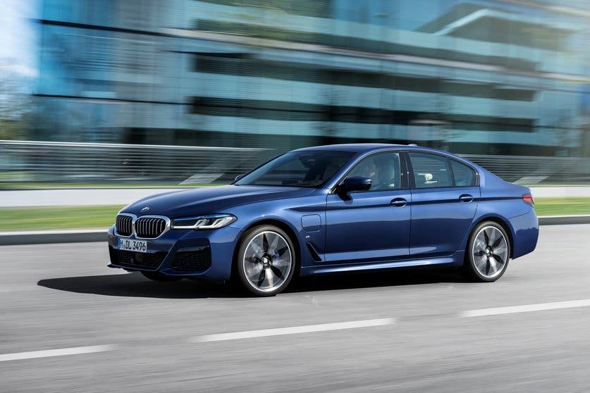  BMW consigue aumentar la venta de coches híbridos y eléctricos pese al coronavirus 
