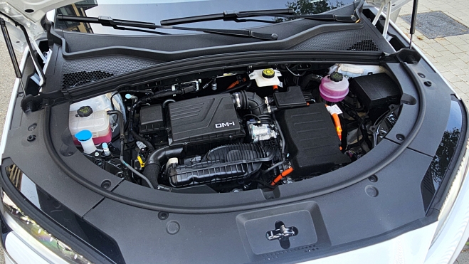 BYD SEAL U DM i 1.125 km autonomia SUV hibrido enchufable barato (21) BYD SEAL U DM i 1.125 km autonomia SUV hibrido enchufable barato (21)