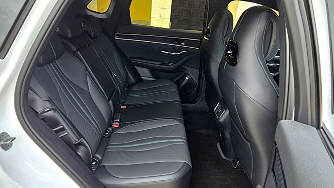 BYD SEAL U DM i 1.125 km autonomia SUV hibrido enchufable barato (17) BYD SEAL U DM i 1.125 km autonomia SUV hibrido enchufable barato (17)