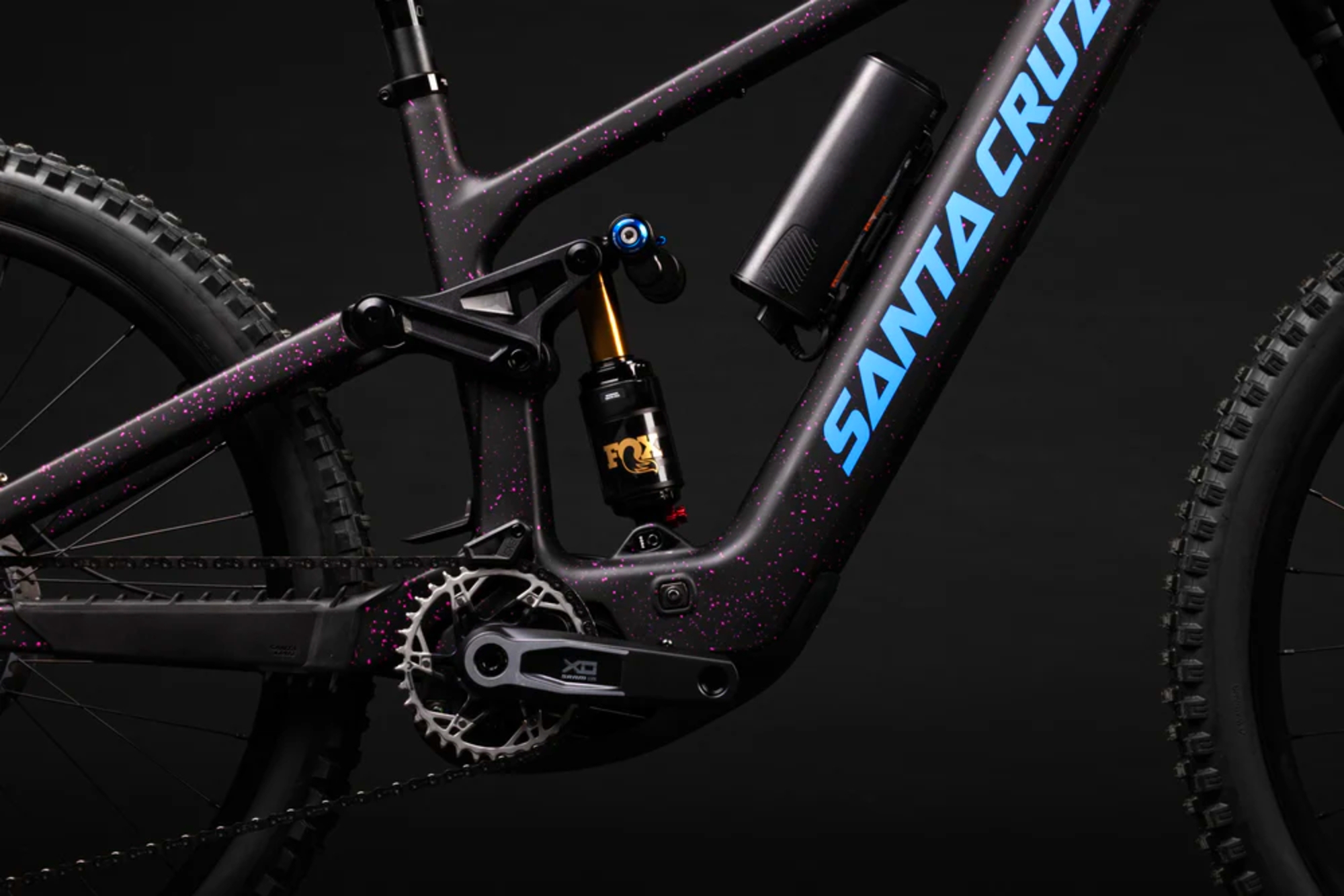MY26 BullitPodium Details 002