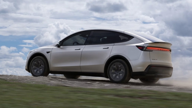 tesla model YL 2