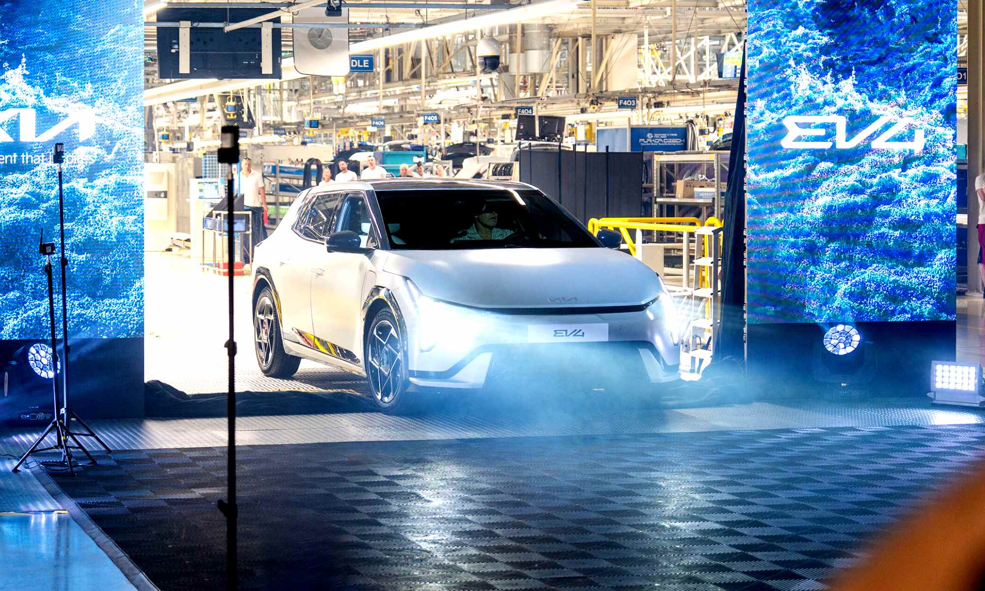 Kia EV4
