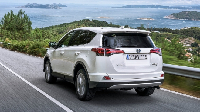 Toyota RAV4 Hybrid EU Version 2016 HD 4a5bf2541be9640ff13bd65f8bc6e294941b2cfc2 (2)