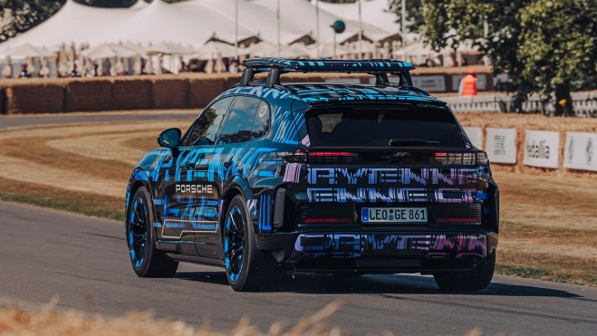 Porsche Cayenne EV Trasera Porsche Cayenne EV Trasera